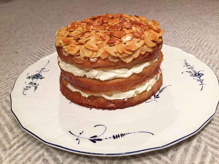 Ginger cream cake with  caramelized honey almond crust