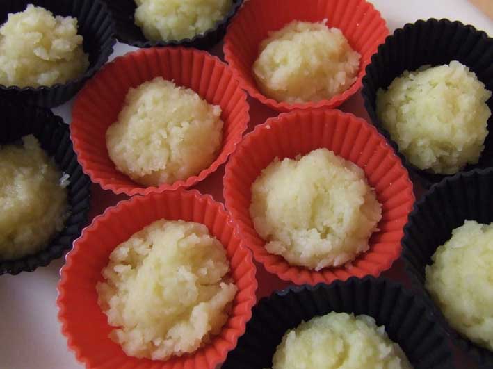 Lime coconut manna and white chocolate truffles -sugar free